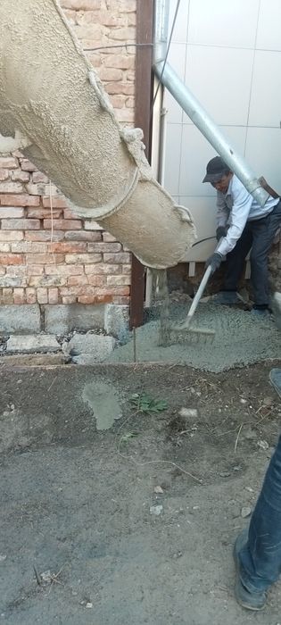 Демонтаж и вывоз строительного материала.