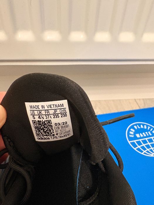 Adidas Ozelia J, Core Black, 37 1/3