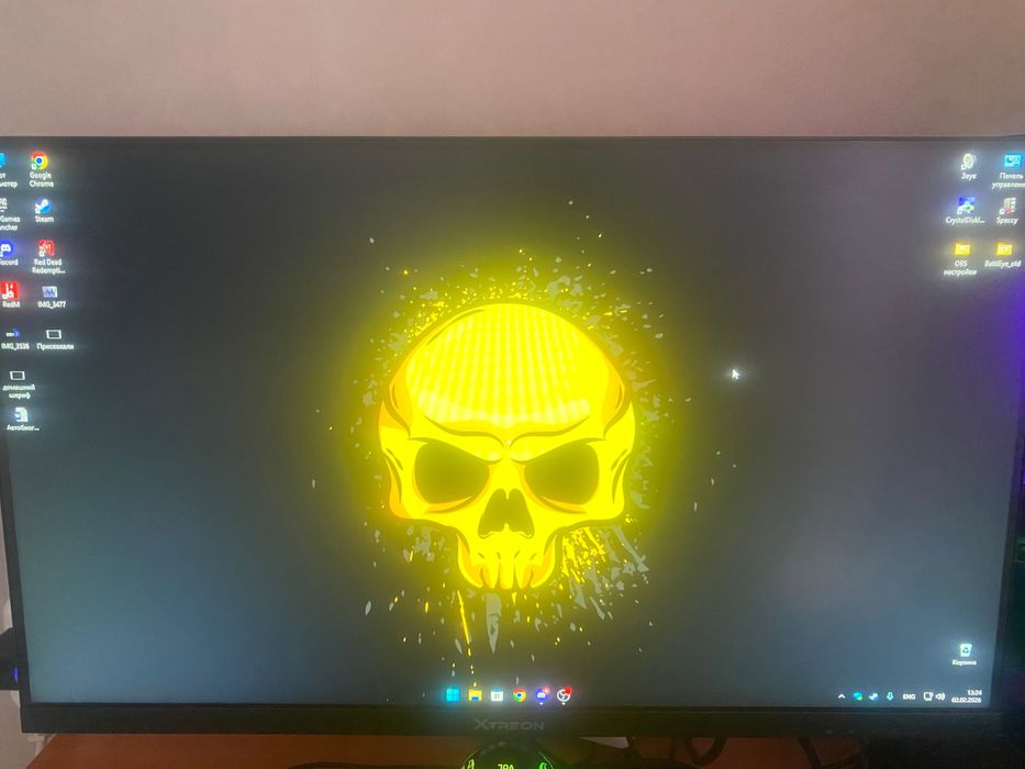 Продам монитор Xtreon