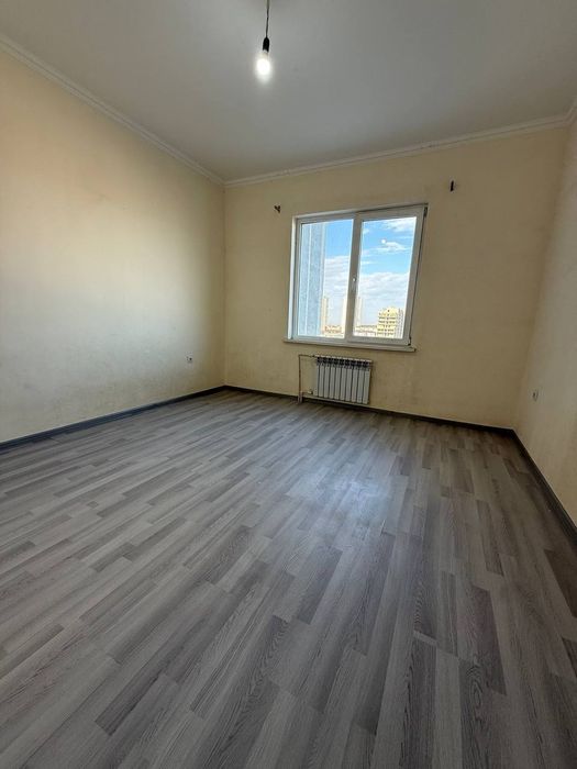 Motrid 3 xonali uy sotiladi