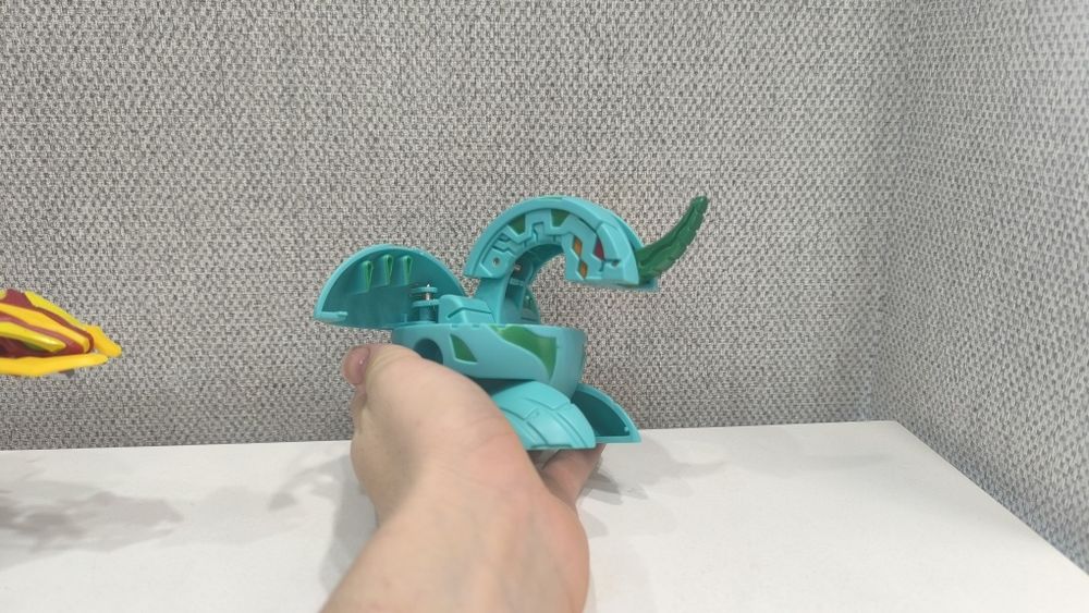 Продаю бакуганов оригинал