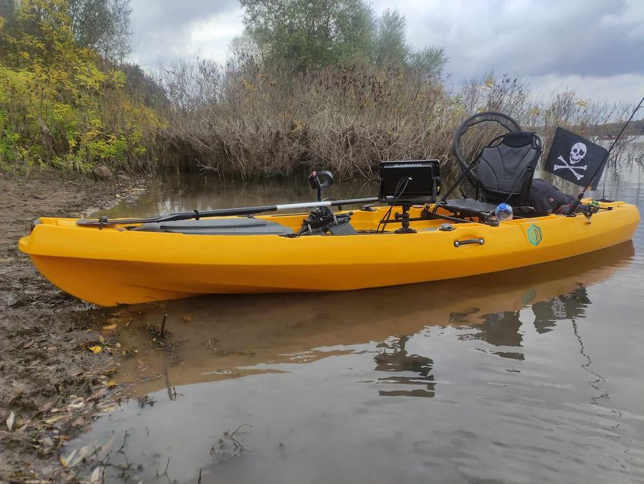 Каяк с педално задвижване и Garmin STRIKER™ Plus 9sv Сонар - GT52 сонда