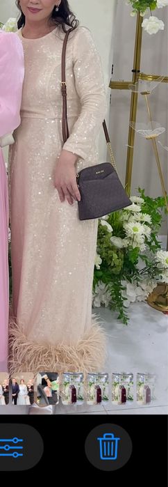 Вечернее платье