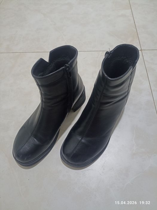 Этик женски 38 размер кийилган хамма жойи бутун