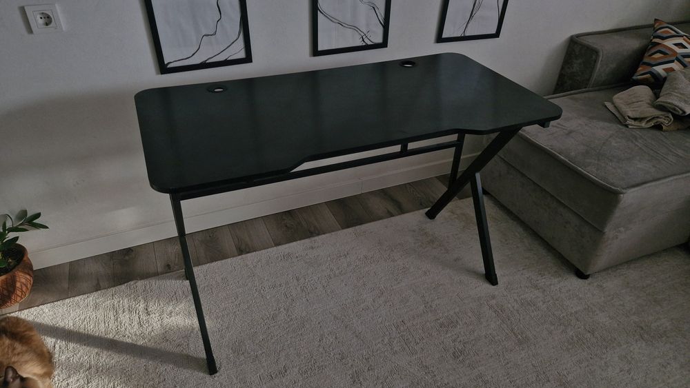 Стол компьютерный