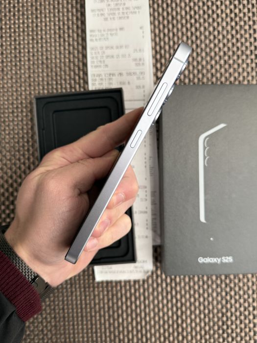 НОВ*41лв/м SAMSUNG GALAXY S25 / Icyblue / 12/256GB