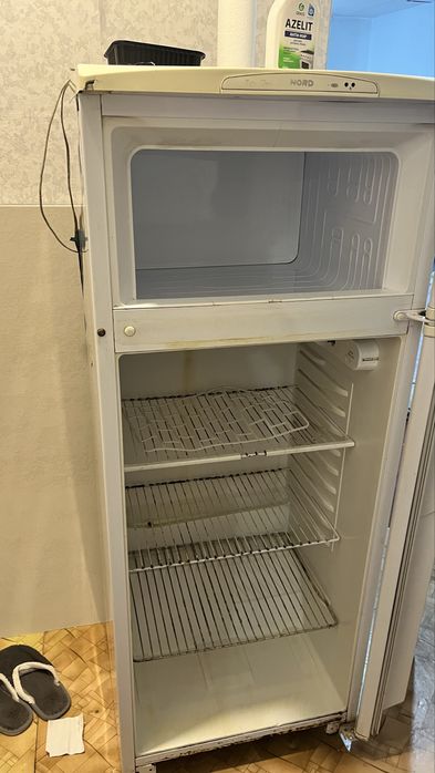 Продаю холодильник