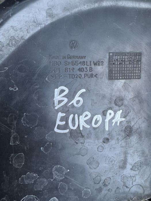 Plasticuri parbriz plastic stergatoare pt vw passat b6 europa