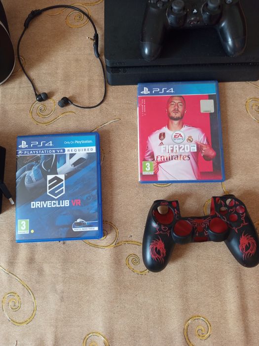 Playstation 4 slim!!! VR ps4 ps5