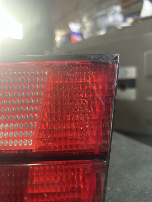 Фонарь правый bmw e34