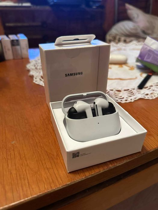 Samsung s25 ultra И слошалки buds3 fe