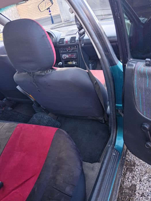 Продаём машину в хорошем состоянии.