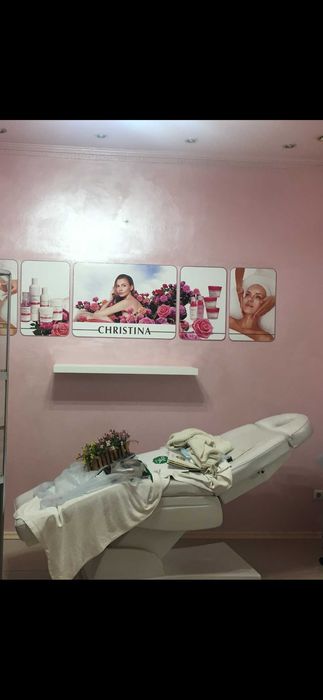 Кушетка для массажа, косметологии