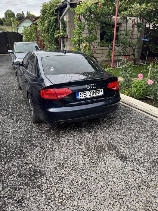 Audi A4 Stare perfectă de funcționare,baterie nouă, funcție start stop