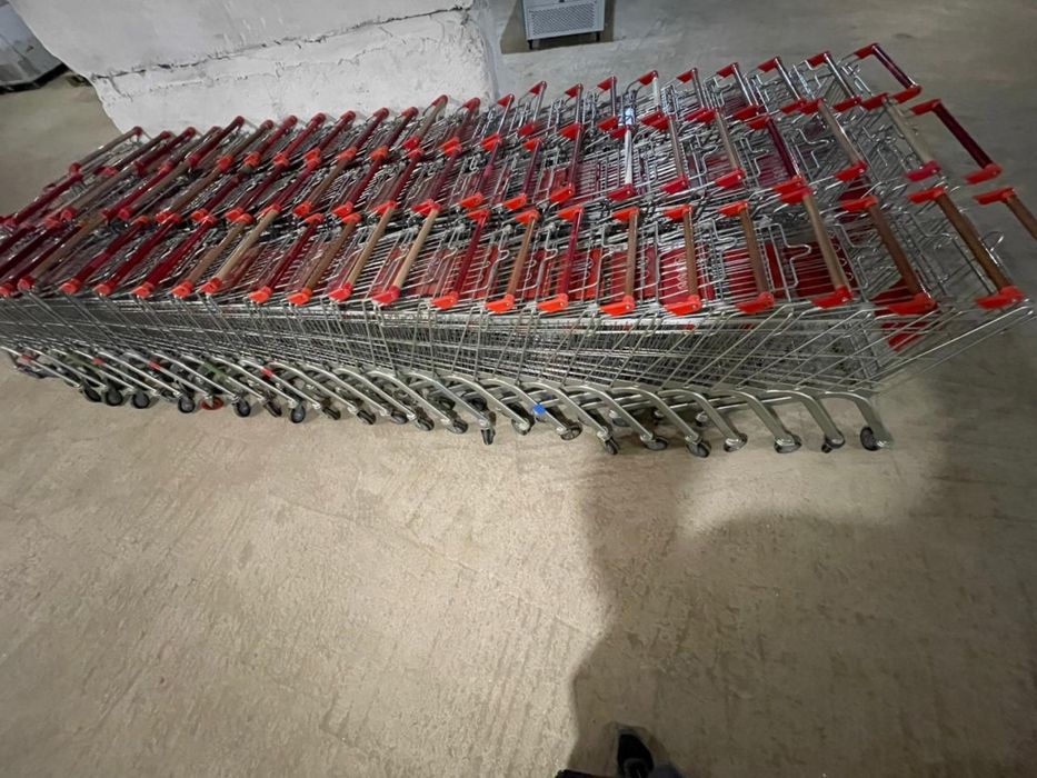 Тележки покупательские б/у