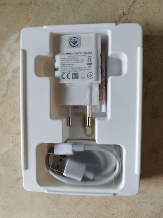 Продавам Лаптоп DELL.