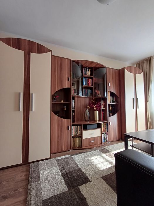 Vand mobila sufragerie