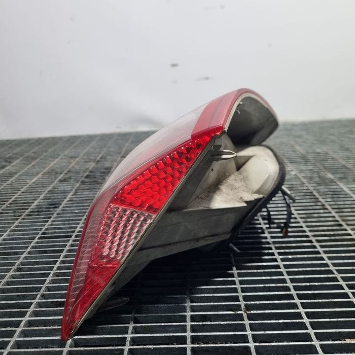 Stop Stanga Ford Kuga - SUV 4 Usi (1401) Bec clasic