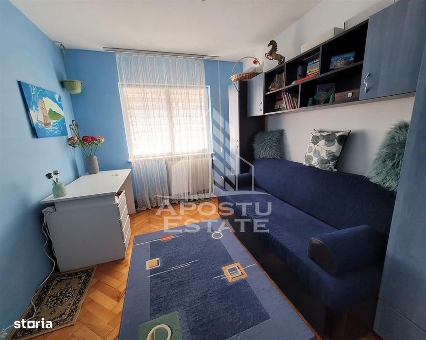 Apartament de vanzare cu 3 camere,etaj intermediar, Aradului,Timisoara