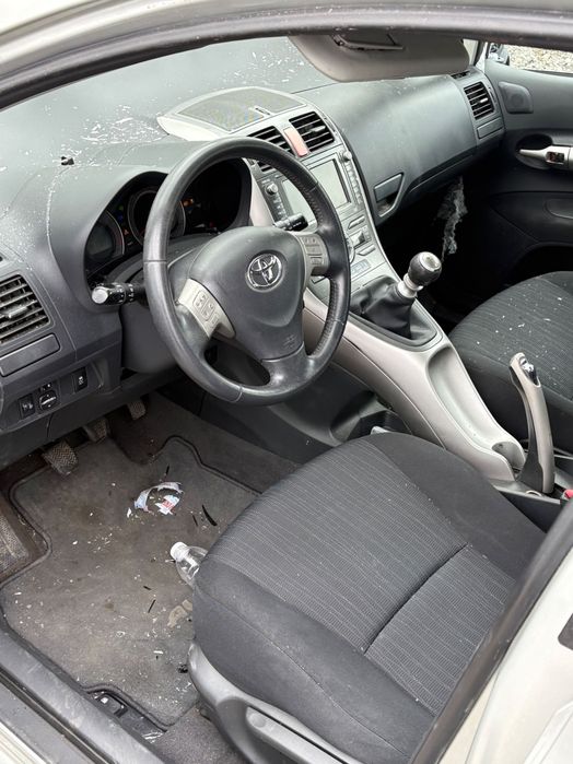 Toyota Auris 2.0 d4d 2008г