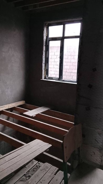 Яшнобад м. Ашарафи, 4.8 соток, продается дом