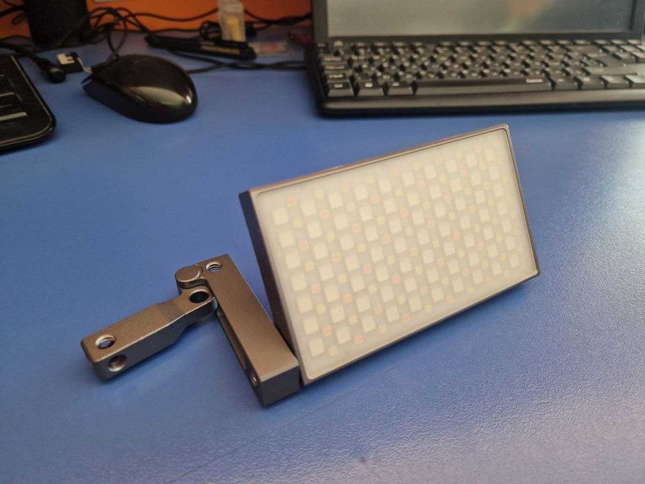 осветление Godox M1 RGB Mini Creative Light