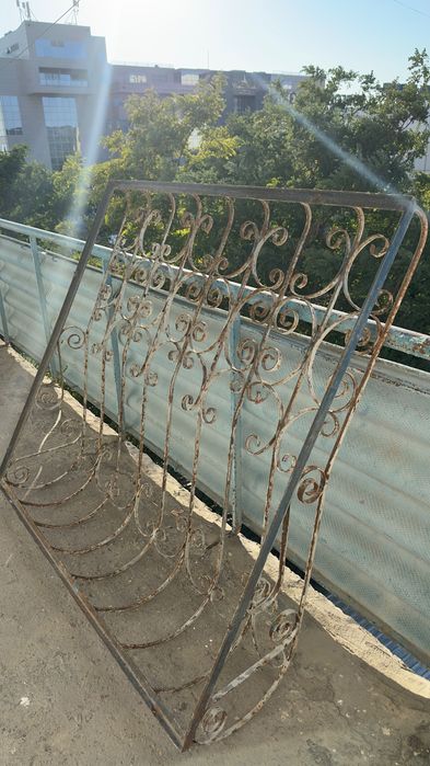 Продаётся металлическая решётка