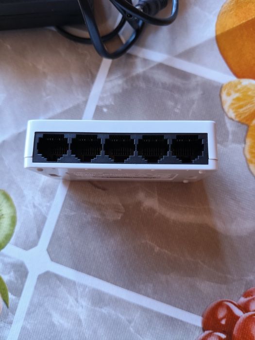 Switch tenda 5 porturi
