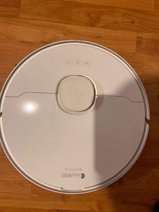 Робот - пылесов пользовались полгода