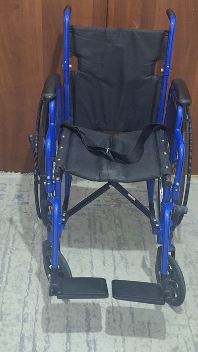 Инвалидная коляска