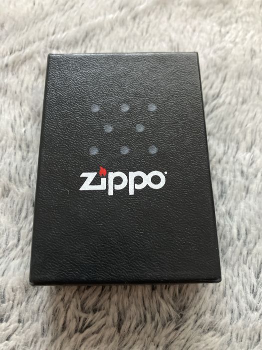 Brichetă zippo mercedes