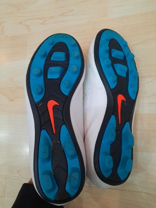 Nike и Adidas Оригинални бутонки Мercurial