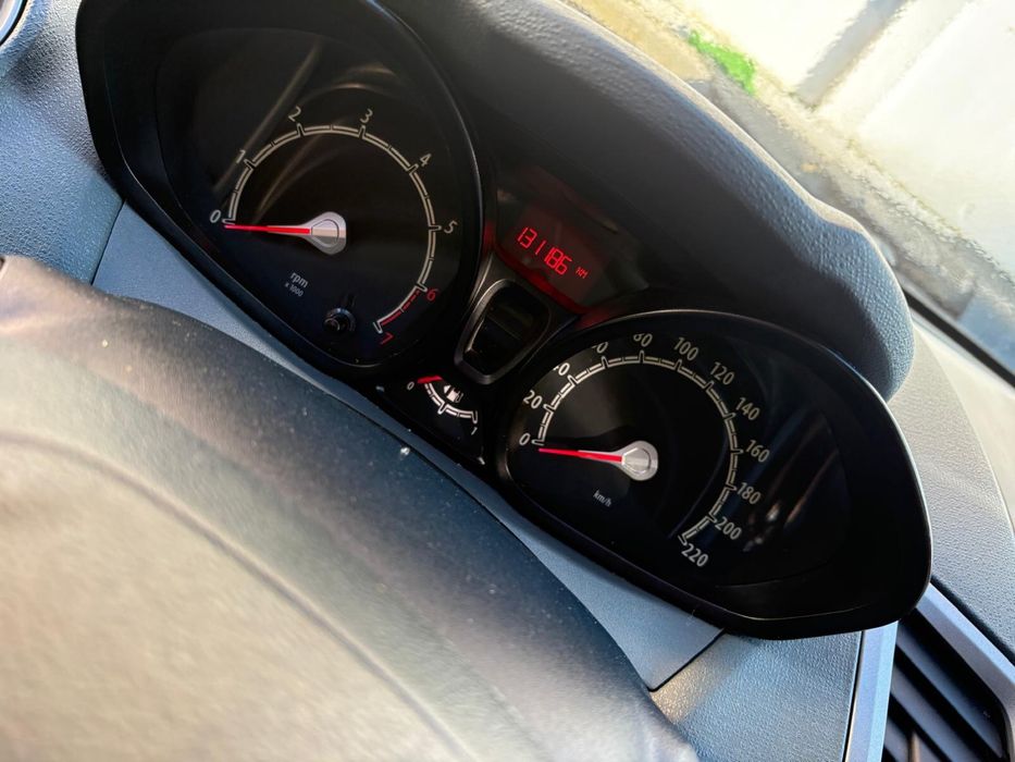 FORD Fiesta 2009 — imagine 3