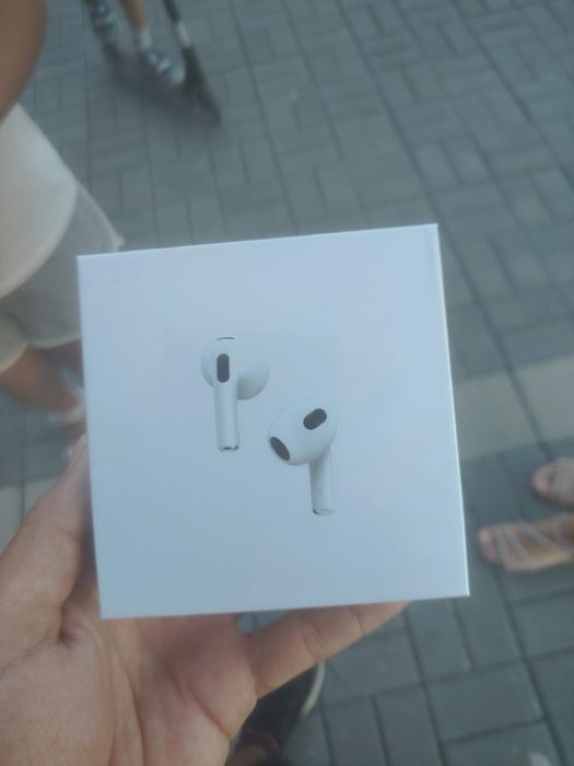 Apple airpods 3 б/у