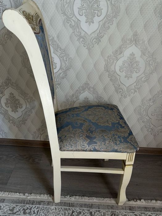 Продам стулья  для гостинной