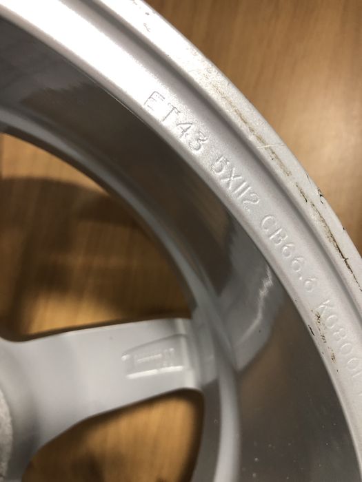 Jante aliaj Mercedes R18 in 2 latimi