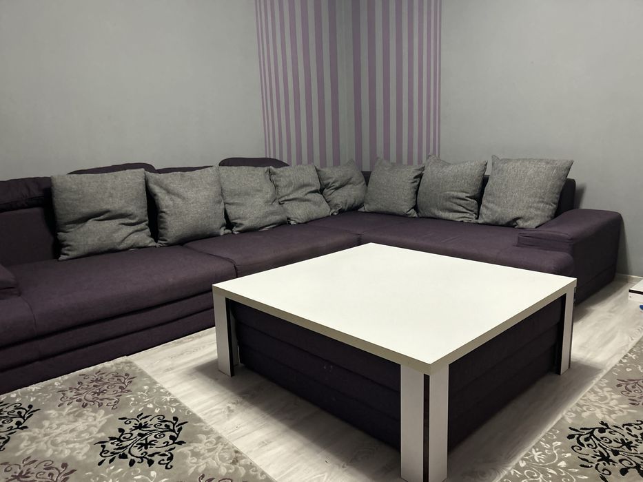 Coltar si masuta pentru living