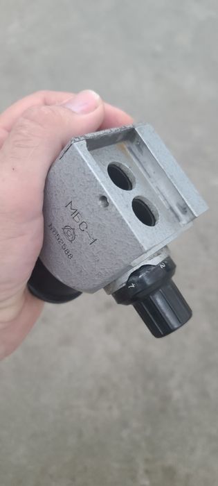 На запчасти ИЛИ восстановление микроскоп МБС 1+окуляры