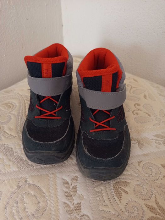 Обувки от ДЕКАТЛОН Quaeich