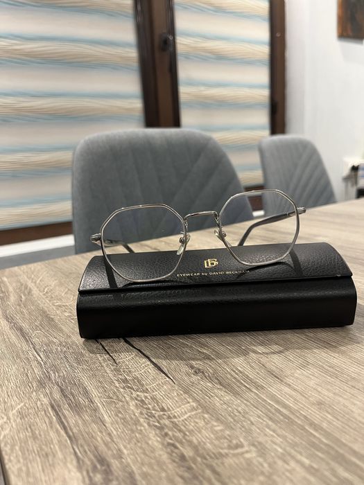 Очила David Beckham