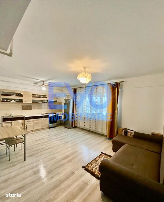 Apartament de vanzare, 2 camere, boxa si loc de parcare, Editurii, Lun