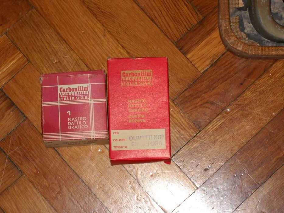 Masina de scris vintage Everest