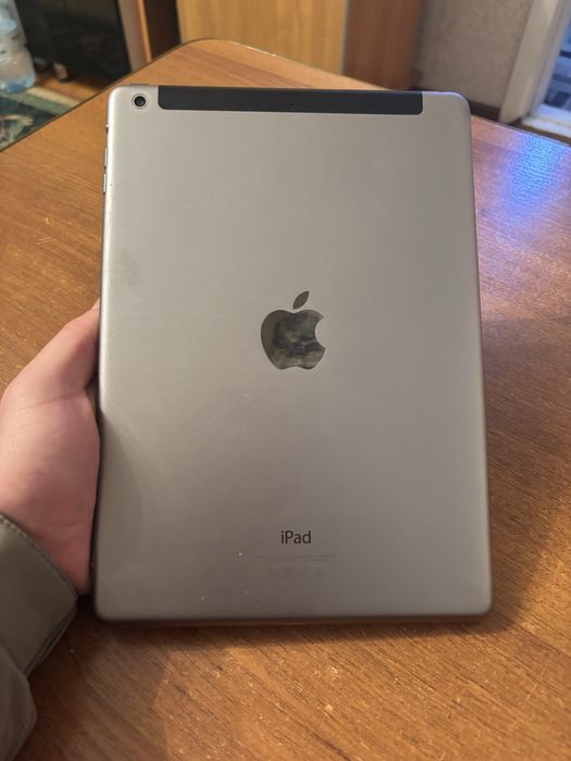 Продам ipad air 2