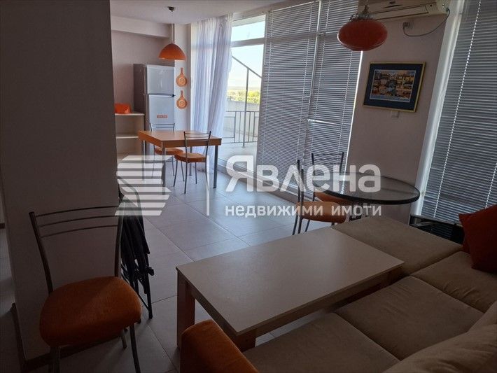 Продава се Двустаен апартамент в к.к. Слънчев бряг - 58 кв.м за 1156 €/кв.м - Снимка #2