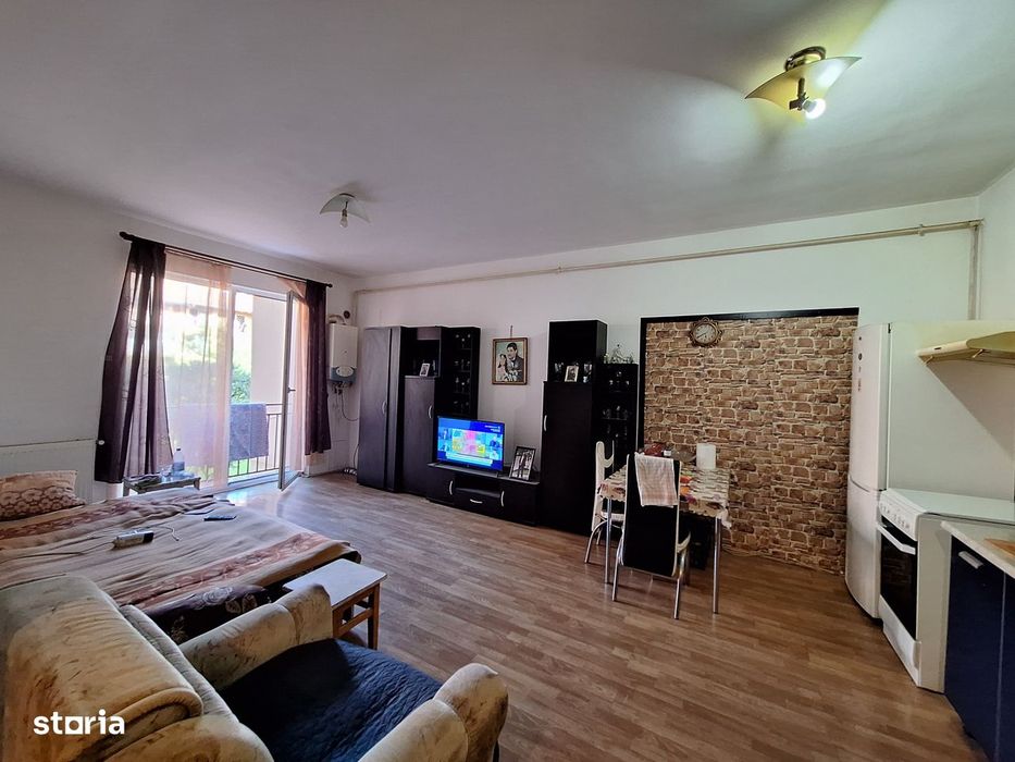 Apartament cu 2 camere, 58 mp, etajul 1, zona Porii — fotografia 1