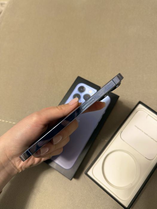 Продается б/у iPhone 13 про