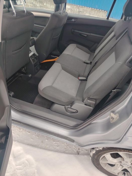 Vând Opel Zafira recent adus din Germania