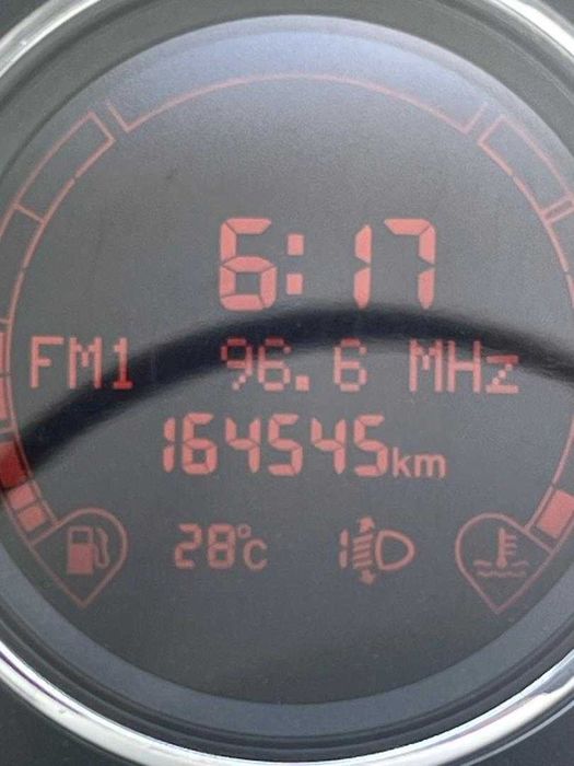 Vand Fiat 500 rosu decapotabil