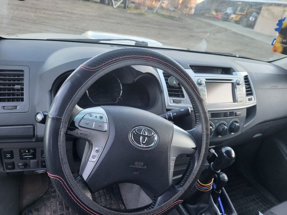 TOYOTA Hilux 2012 — imagine 5