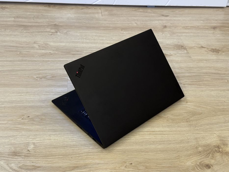 16’ 2.5K 165Hz Core i7-12800H  Lenovo Thinkpad P1 Gen 5  RTX A2000 8GB  32B DDR5  512GB SSD